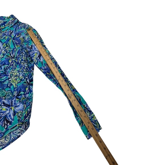 Vibrant Lilly Pulitzer Blue & Green Notched Collar Button-Down Shirt - Picture 12 of 13